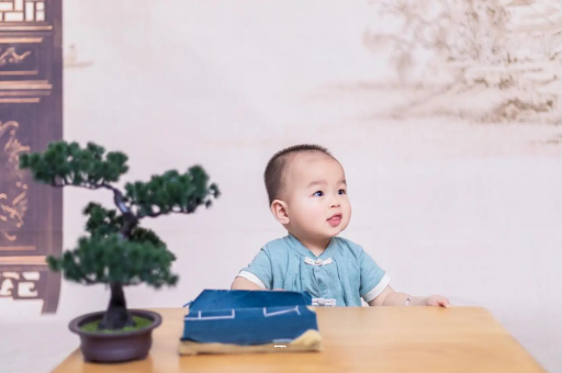 雅安月子里宝宝湿疹怎么办